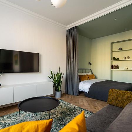 Cozy Apartment In Kaunas Center Ngoại thất bức ảnh
