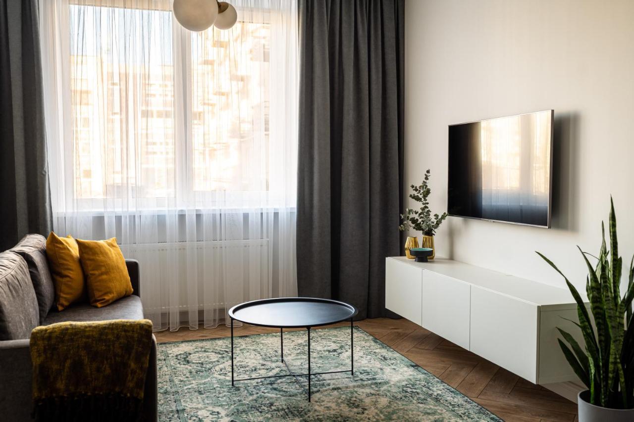 Cozy Apartment In Kaunas Center Ngoại thất bức ảnh