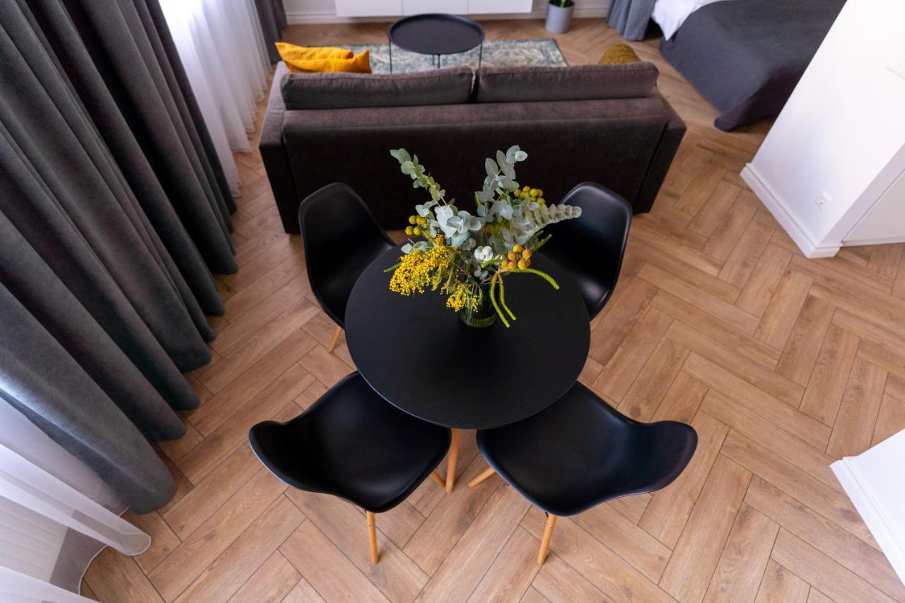 Cozy Apartment In Kaunas Center Ngoại thất bức ảnh